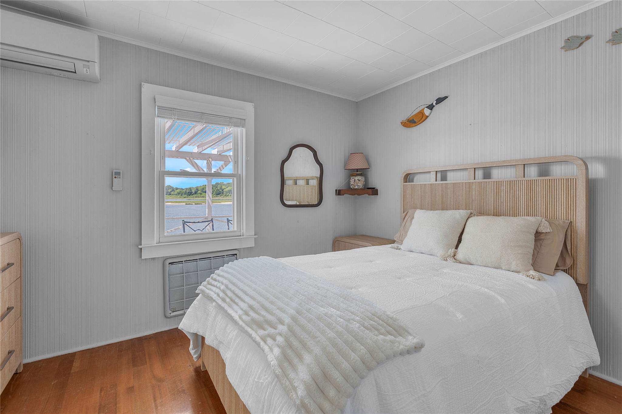 286 Towd Point Road, Southampton, NY 11968