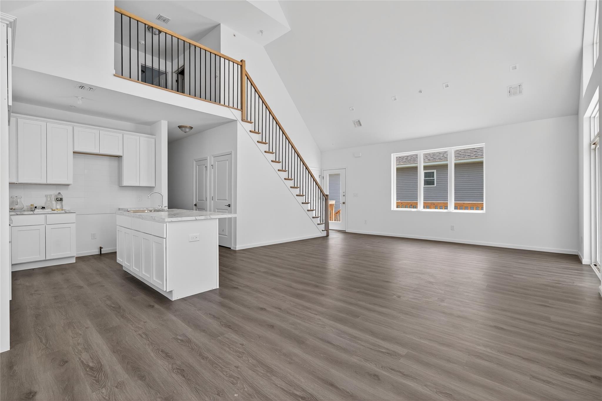 22 Torah Circle, Fallsburg, NY 12733