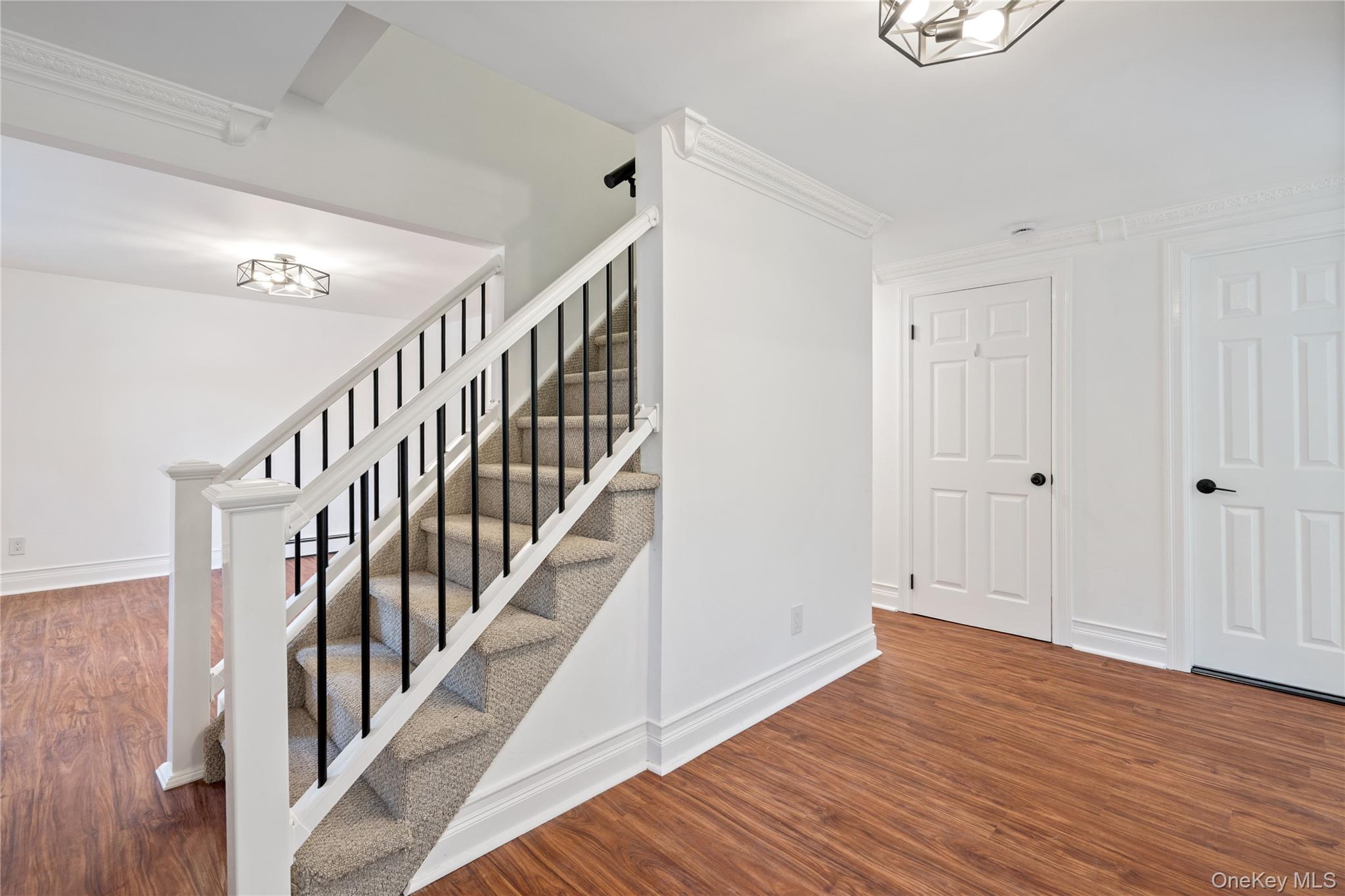 2 Mount Sinai Avenue S, Port Jefferson Station, NY 11776