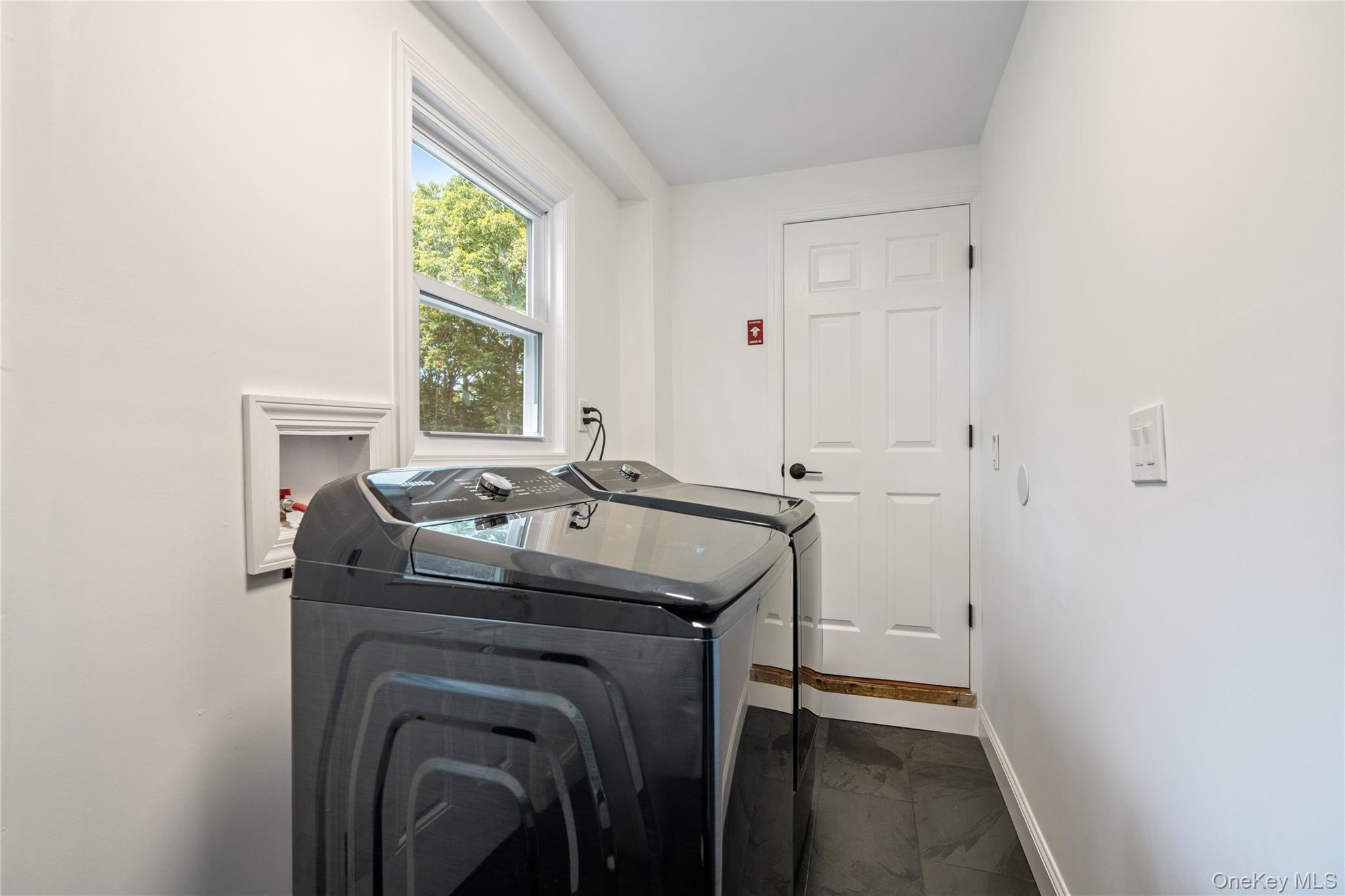 2 Mount Sinai Avenue S, Port Jefferson Station, NY 11776