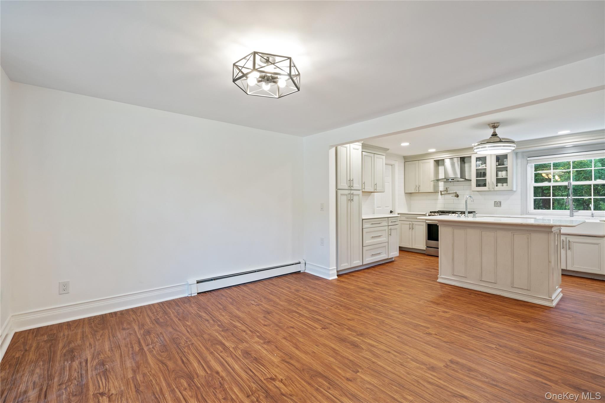 2 Mount Sinai Avenue S, Port Jefferson Station, NY 11776