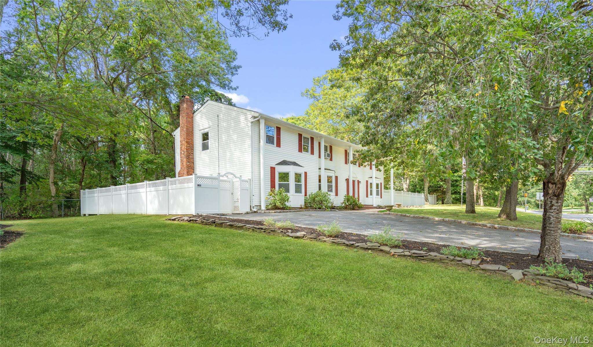 2 Mount Sinai Avenue S, Port Jefferson Station, NY 11776