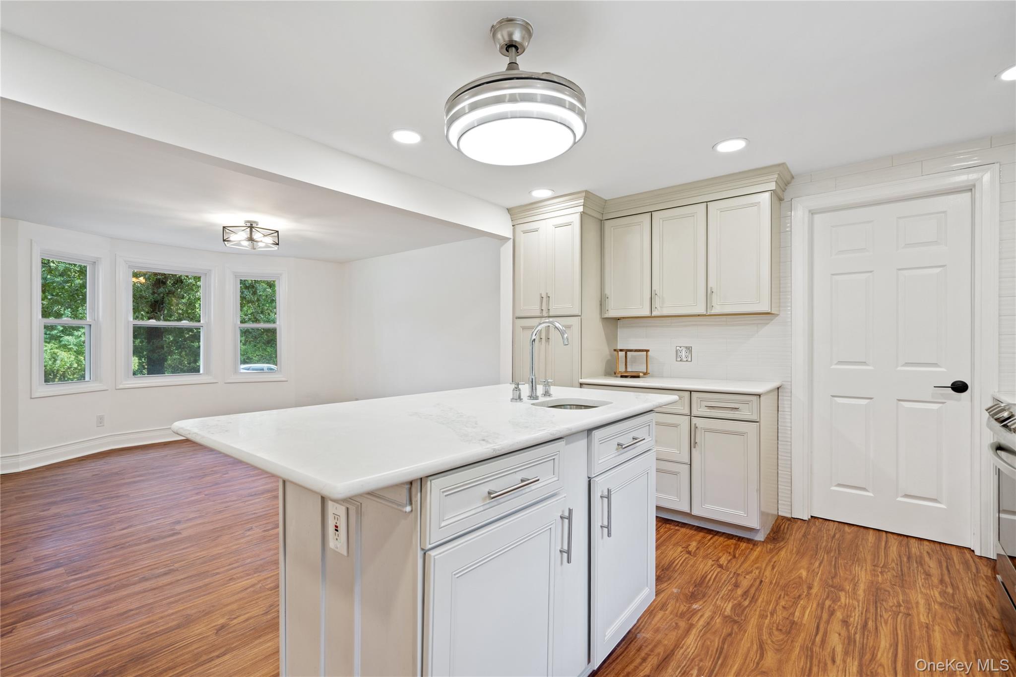 2 Mount Sinai Avenue S, Port Jefferson Station, NY 11776