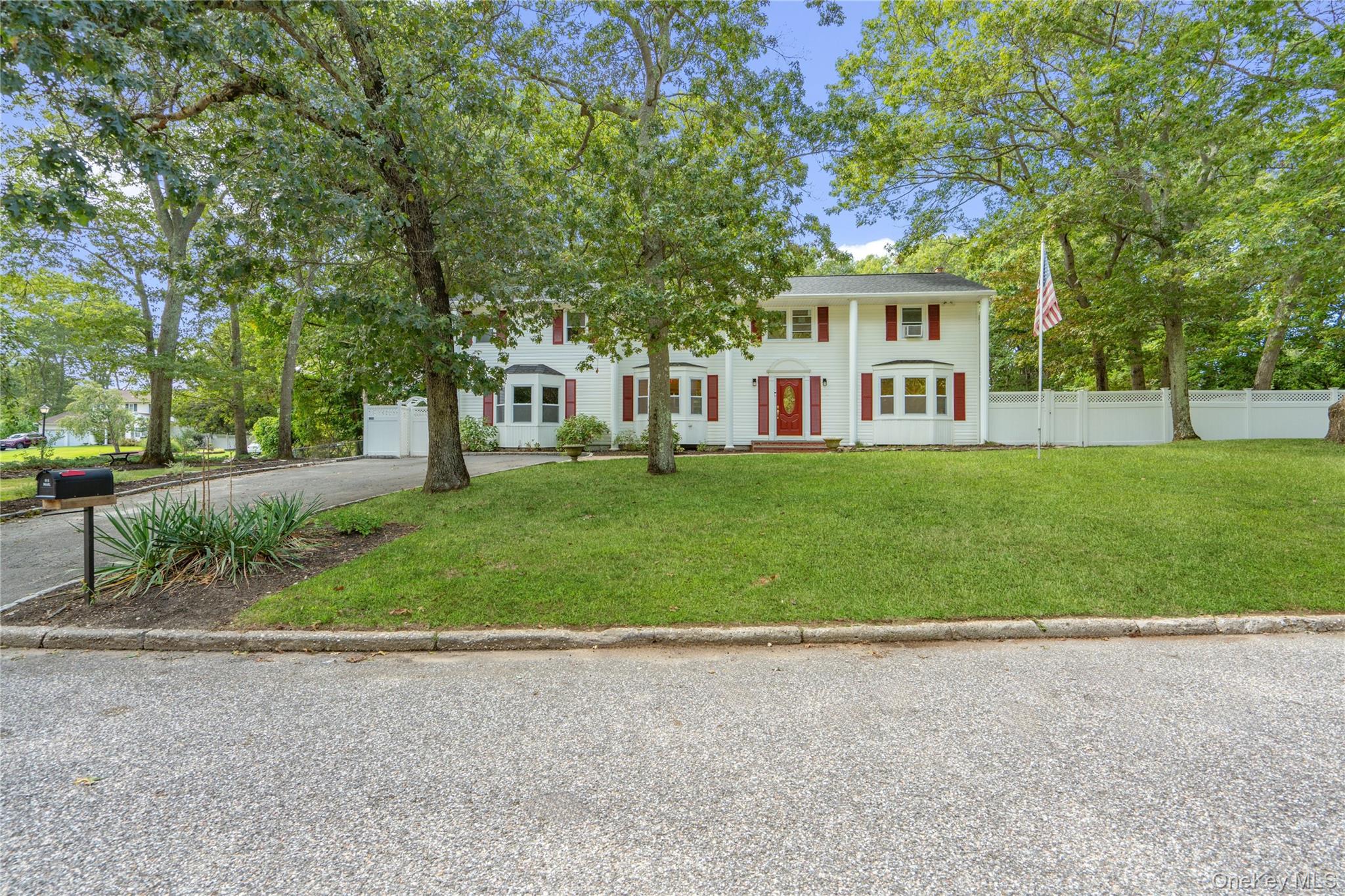 2 Mount Sinai Avenue S, Port Jefferson Station, NY 11776