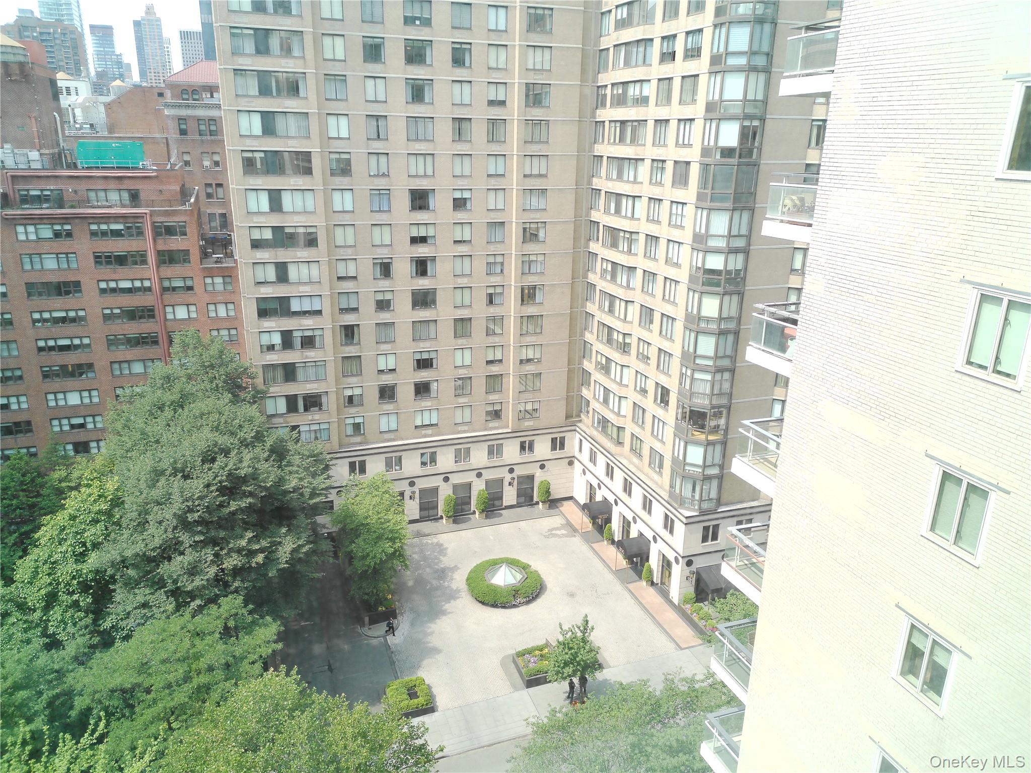 200 E 66th Street # B1503, New York (Manhattan), NY 10065
