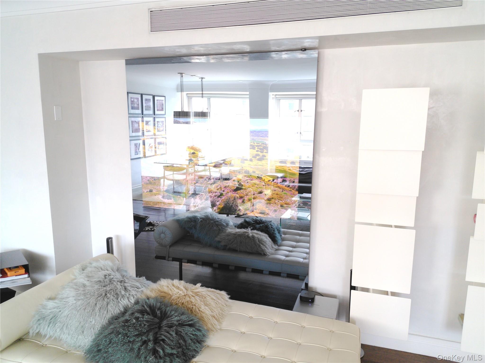 200 E 66th Street # B1503, New York (Manhattan), NY 10065