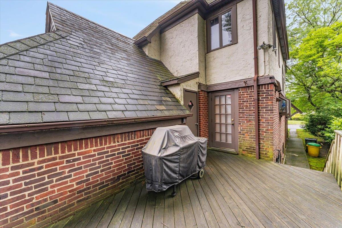 369 Longacre Avenue, Woodmere, NY 11598