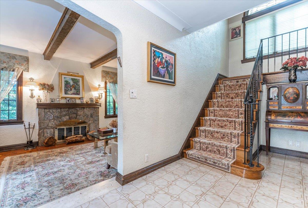 369 Longacre Avenue, Woodmere, NY 11598