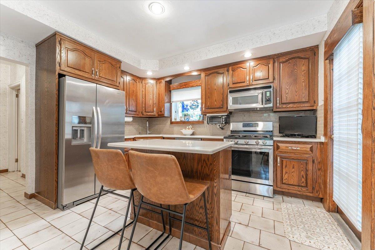 369 Longacre Avenue, Woodmere, NY 11598