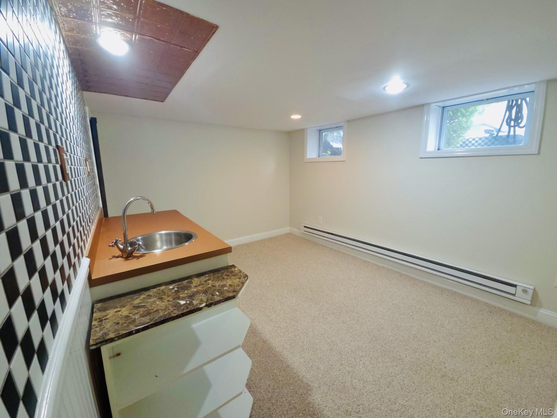 1114 1st Avenue, New Hyde Park, NY 11040