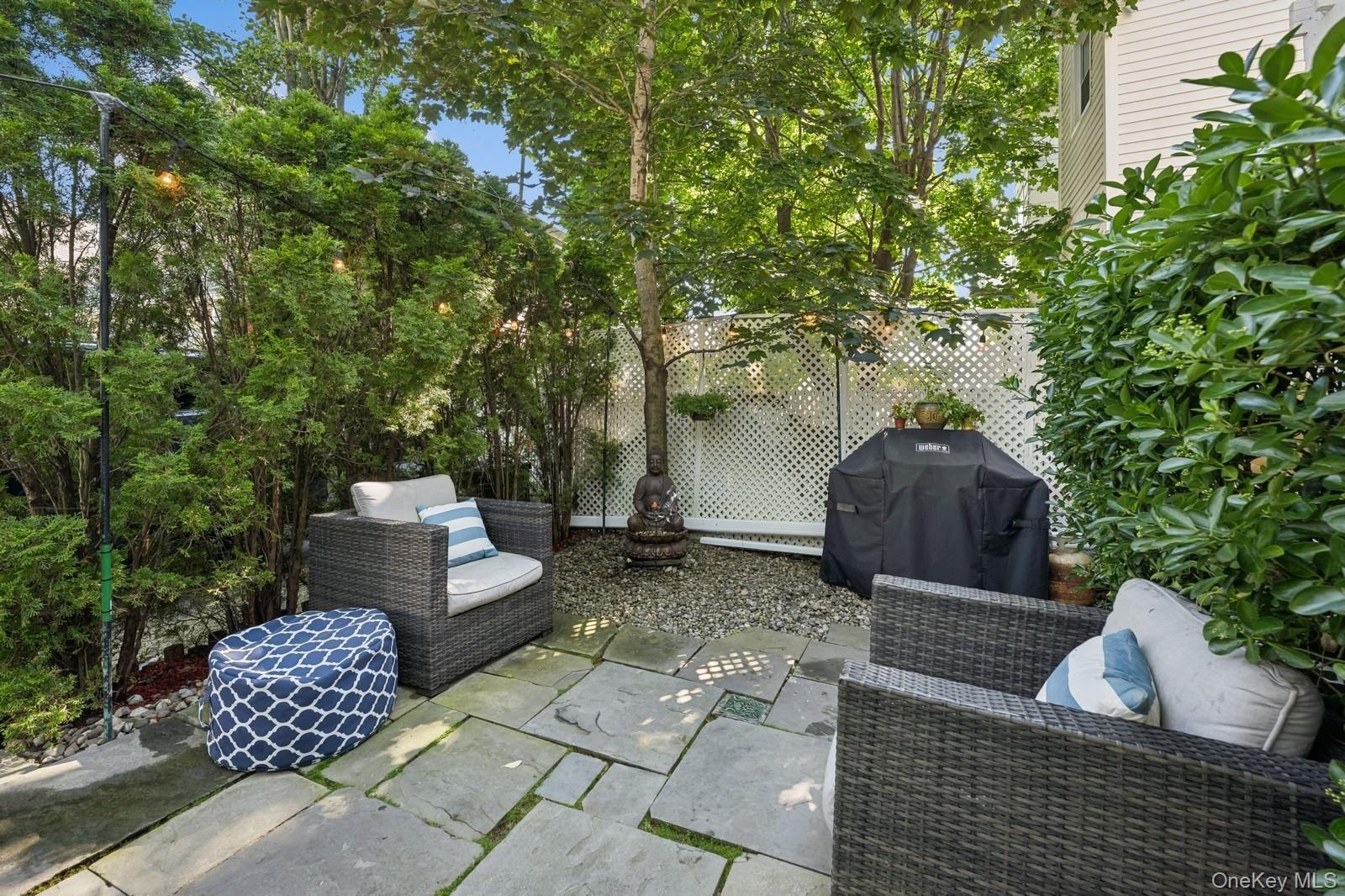 1114 1st Avenue, New Hyde Park, NY 11040