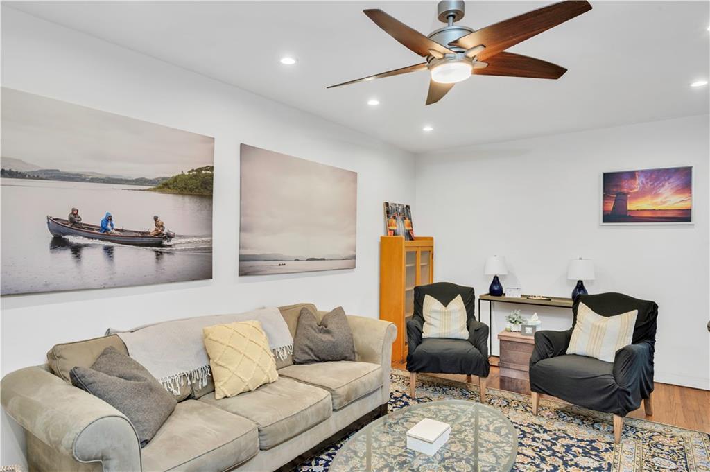 9707 4th Avenue # 3R, Brooklyn, NY 11209