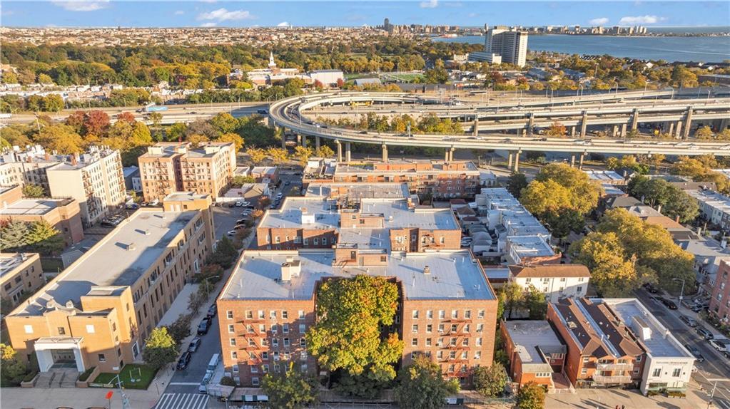 9707 4th Avenue # 3R, Brooklyn, NY 11209