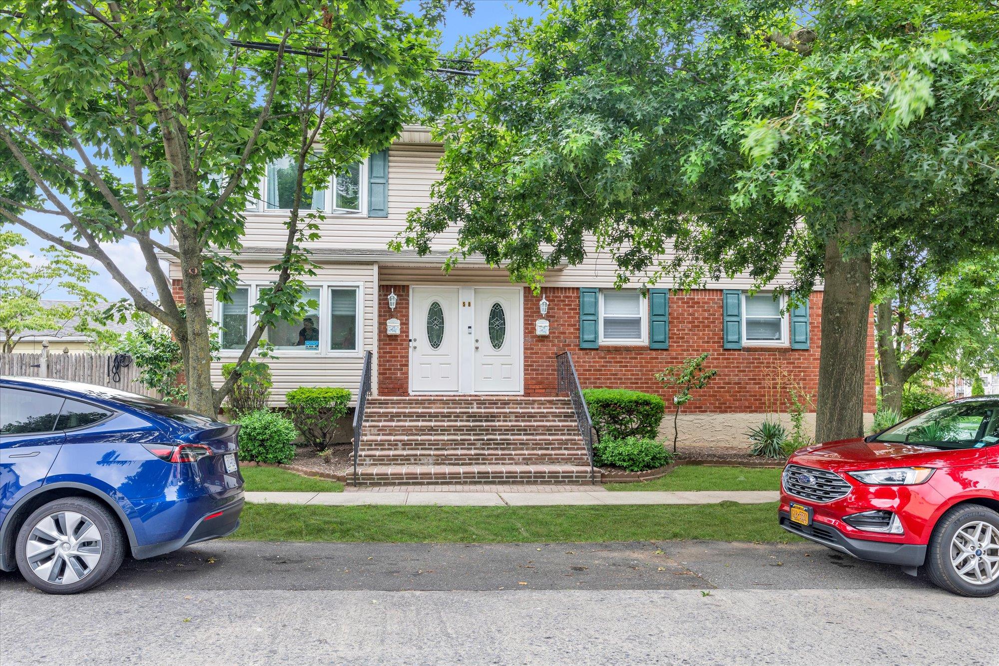 58 W Mineola Avenue, Valley Stream, NY 11580