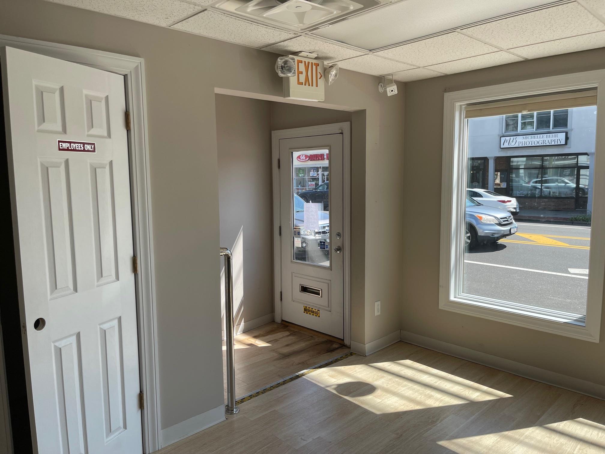 69 Broadway, Greenlawn, NY 11740