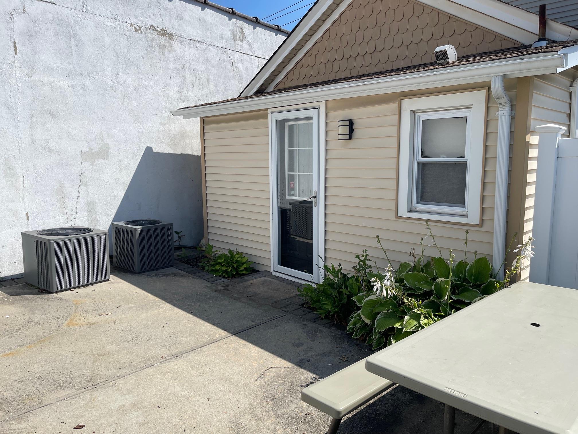 69 Broadway, Greenlawn, NY 11740