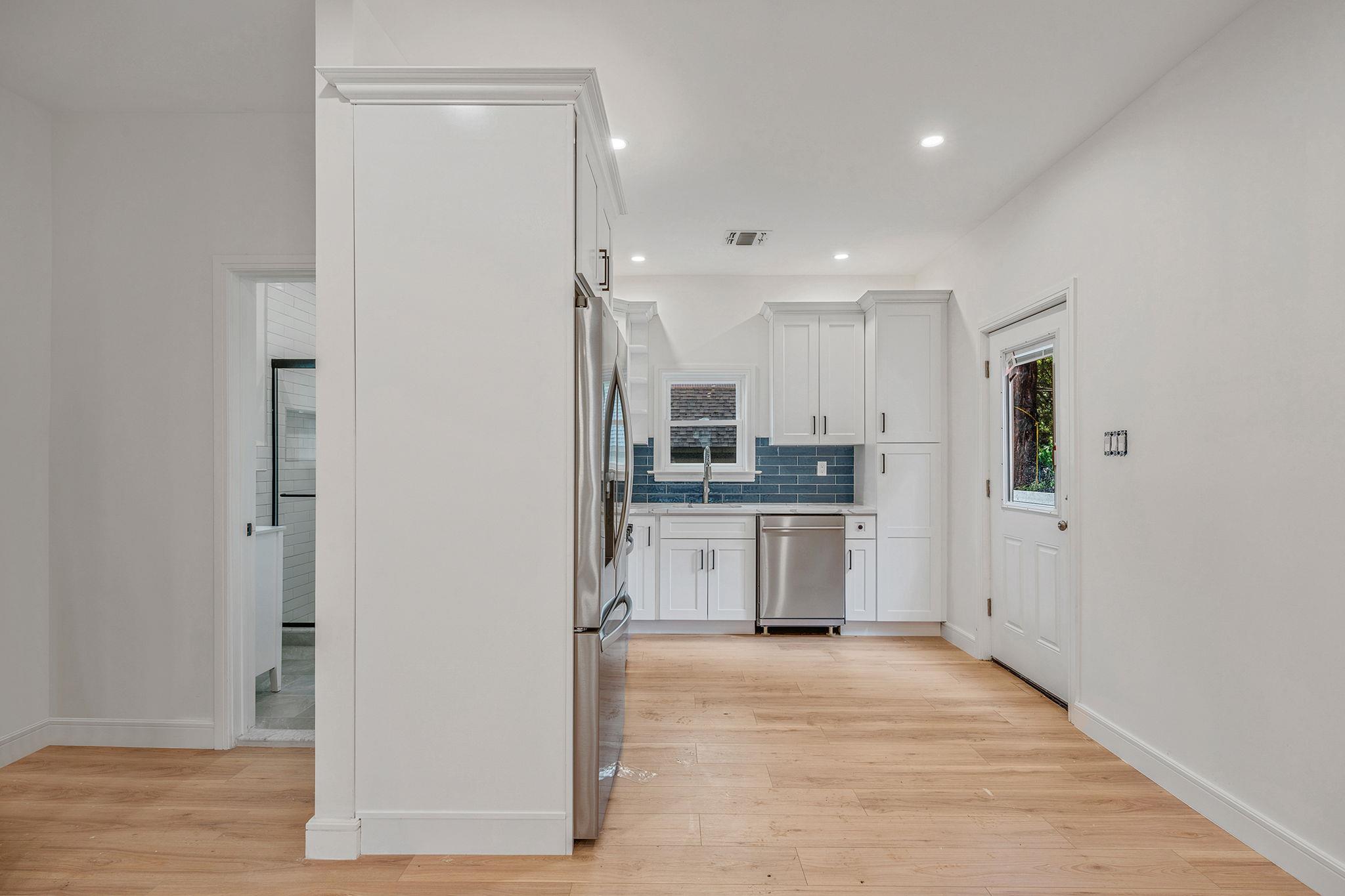 38 S Front Street, Farmingdale, NY 11735