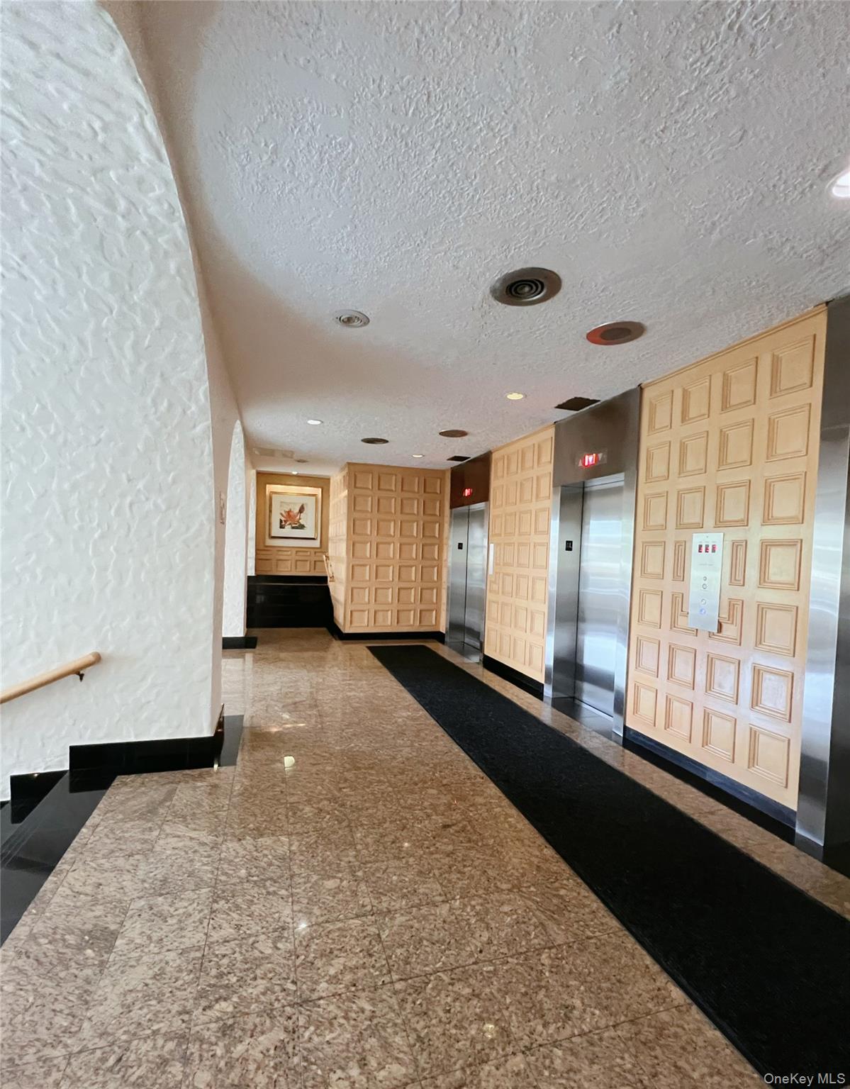 1815 215 Street # 1G, Bayside, NY 11360