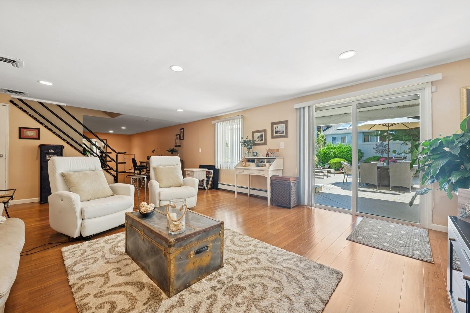 2092 Vine Drive, Merrick, NY 11566