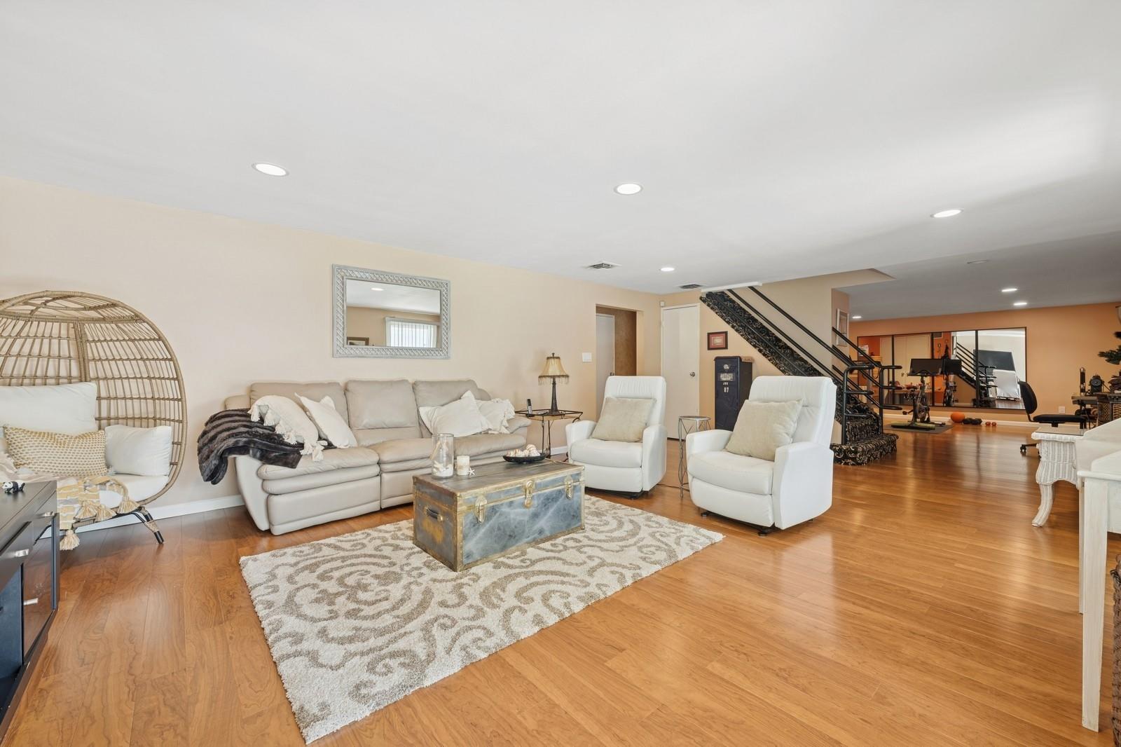 2092 Vine Drive, Merrick, NY 11566