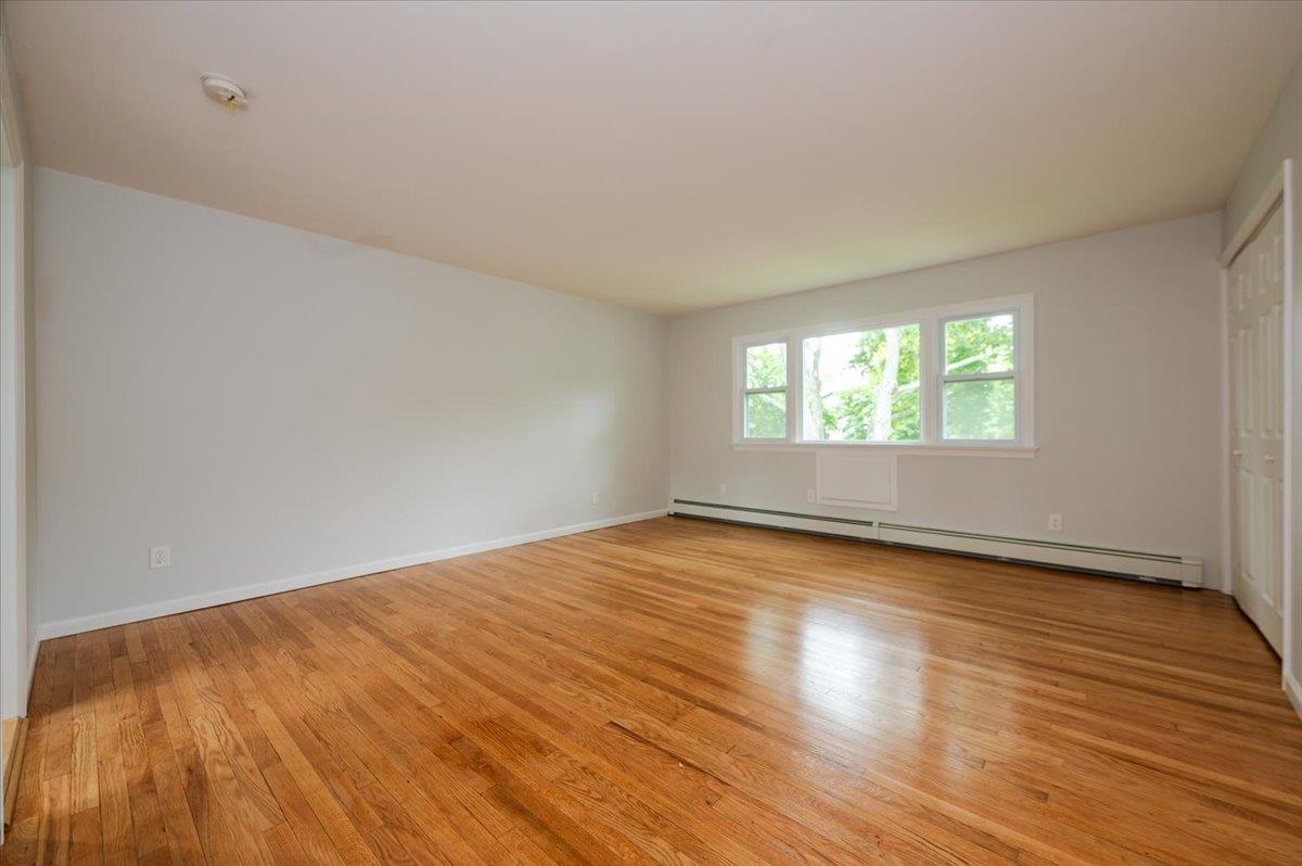 112 Cardinal Lane # 2B, Islip, NY 11751