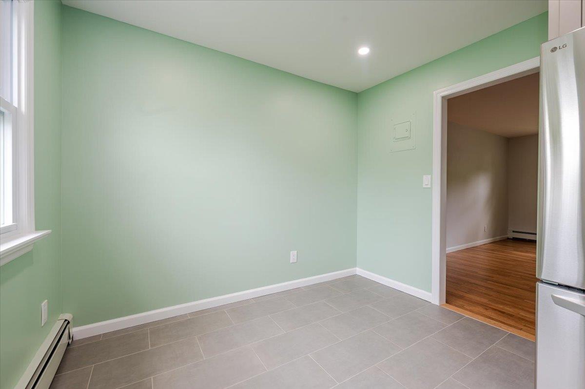 112 Cardinal Lane # 2B, Islip, NY 11751