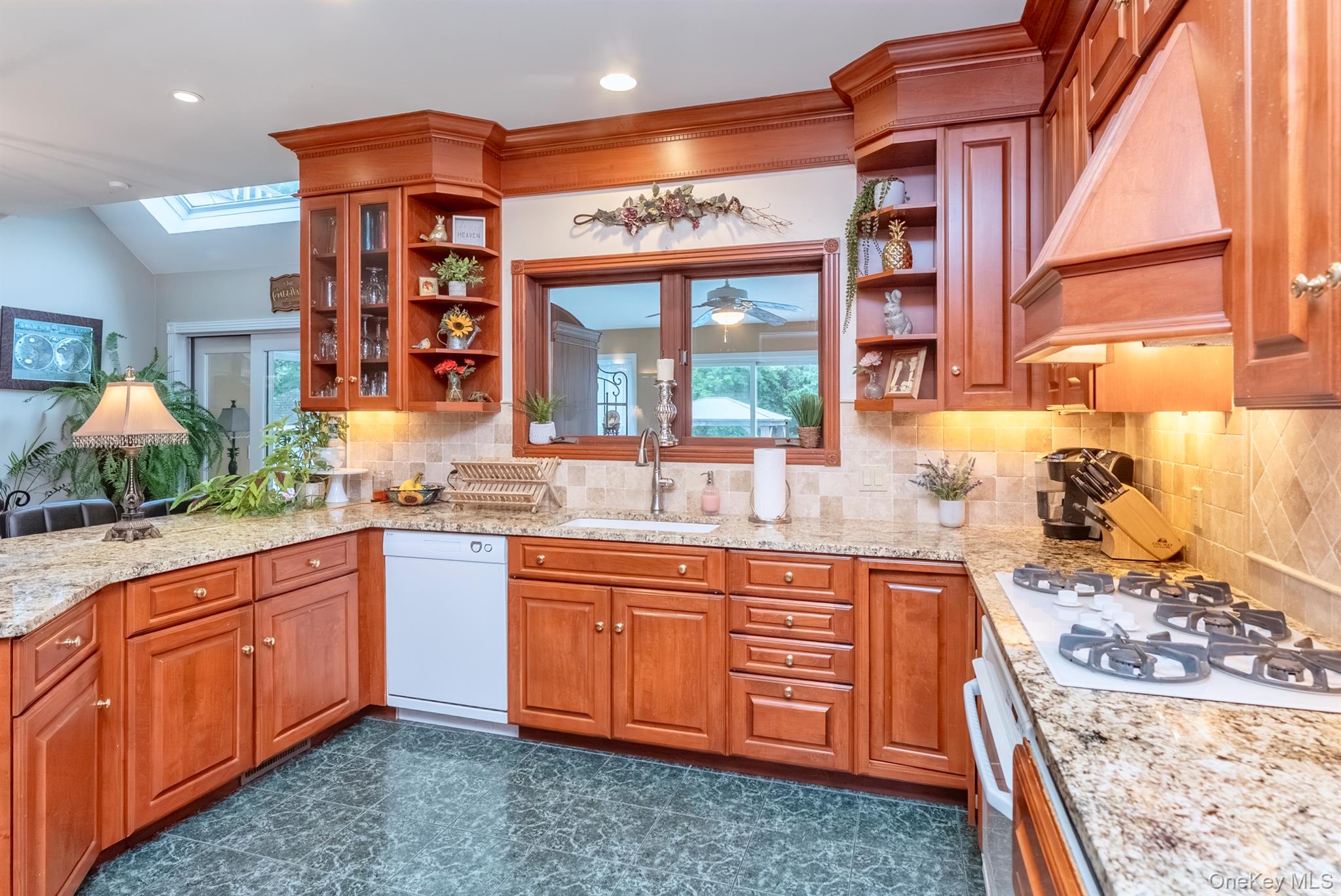 21 Amy Court, Kingston, NY 12401