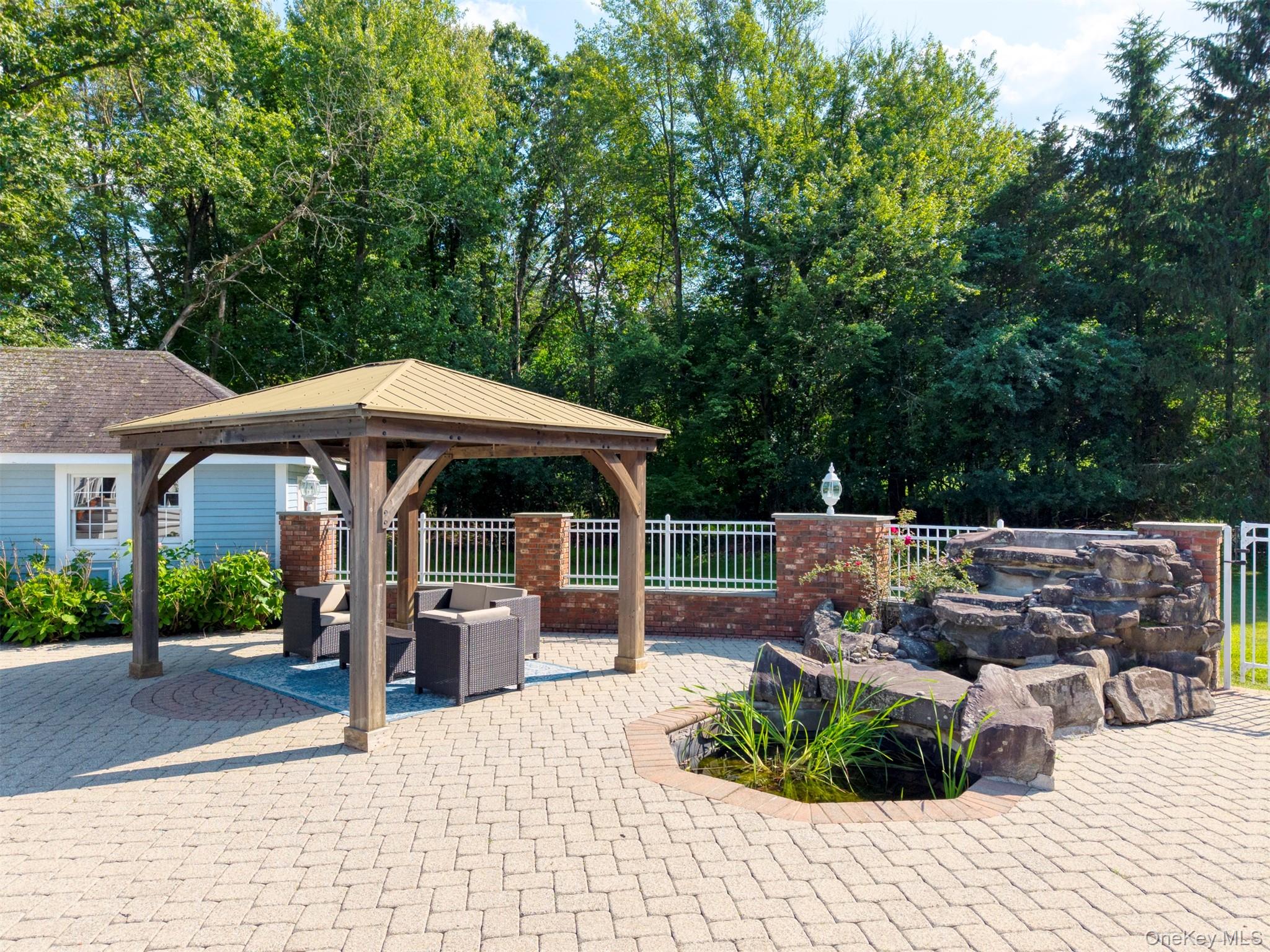 21 Amy Court, Kingston, NY 12401