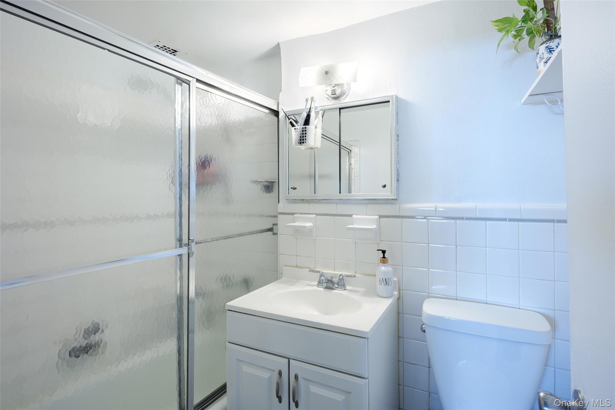 61-15 97th Street # 8D, Rego Park, NY 11374