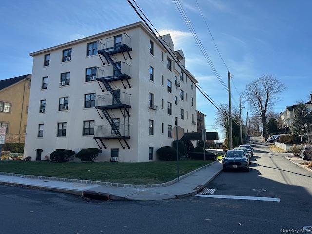 240 Alpine Place # 2A, Eastchester, NY 10707