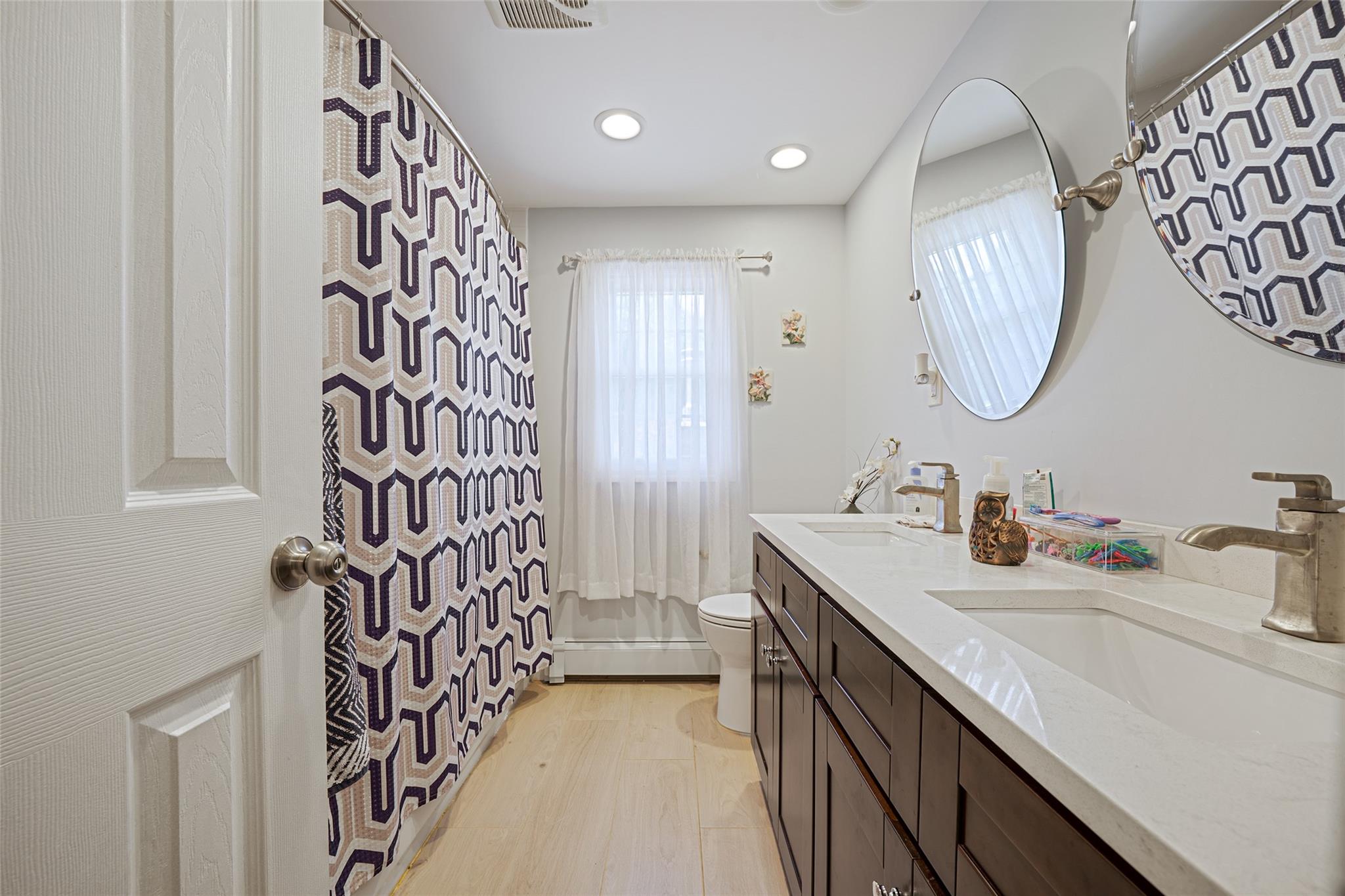 5 Fox Road, Middle Island, NY 11953