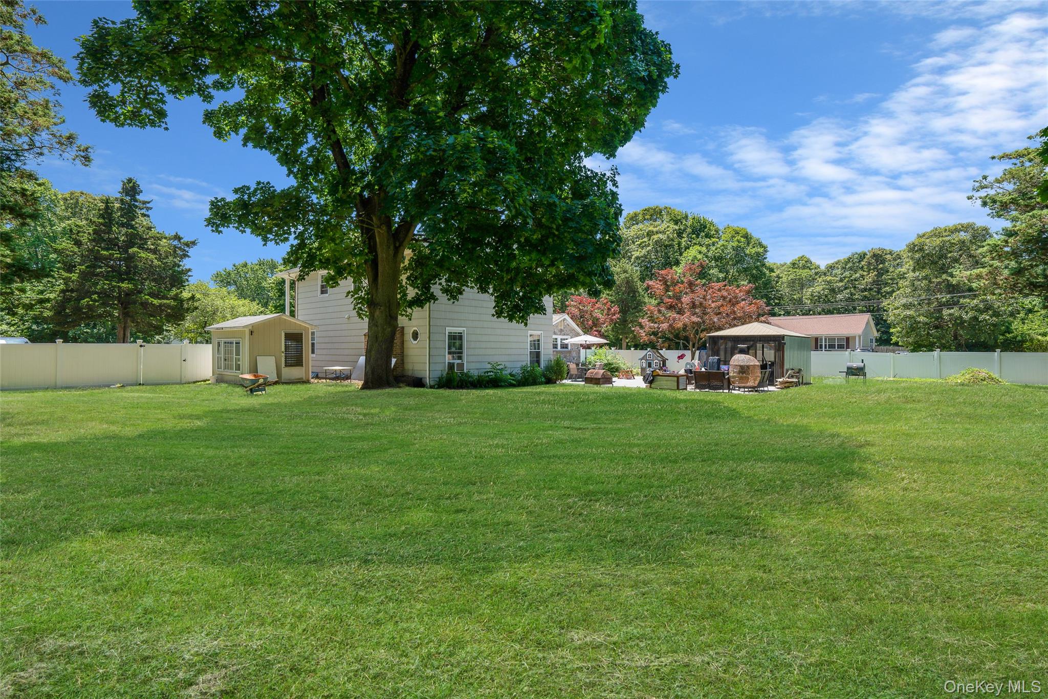 5 Fox Road, Middle Island, NY 11953