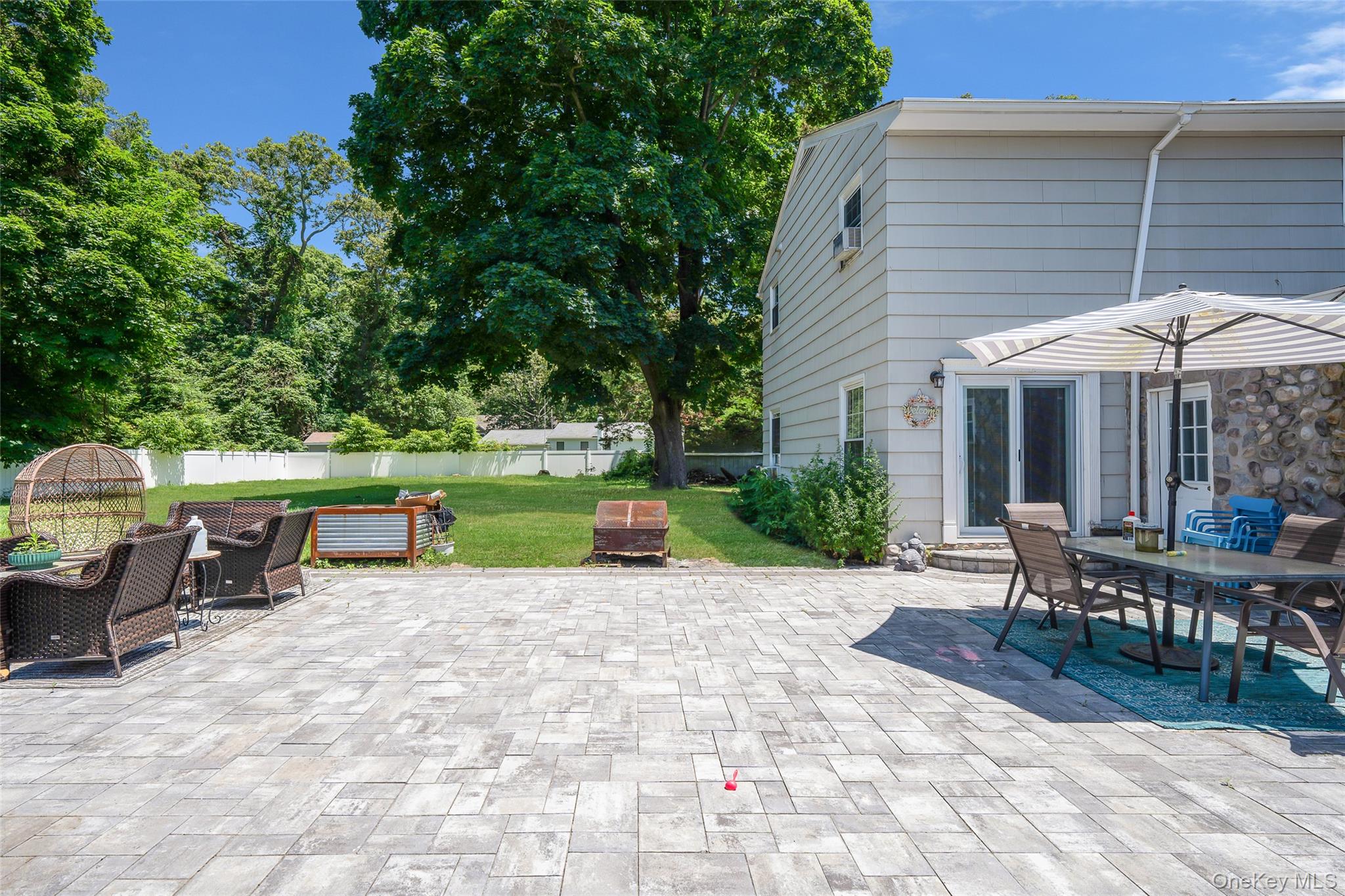 5 Fox Road, Middle Island, NY 11953