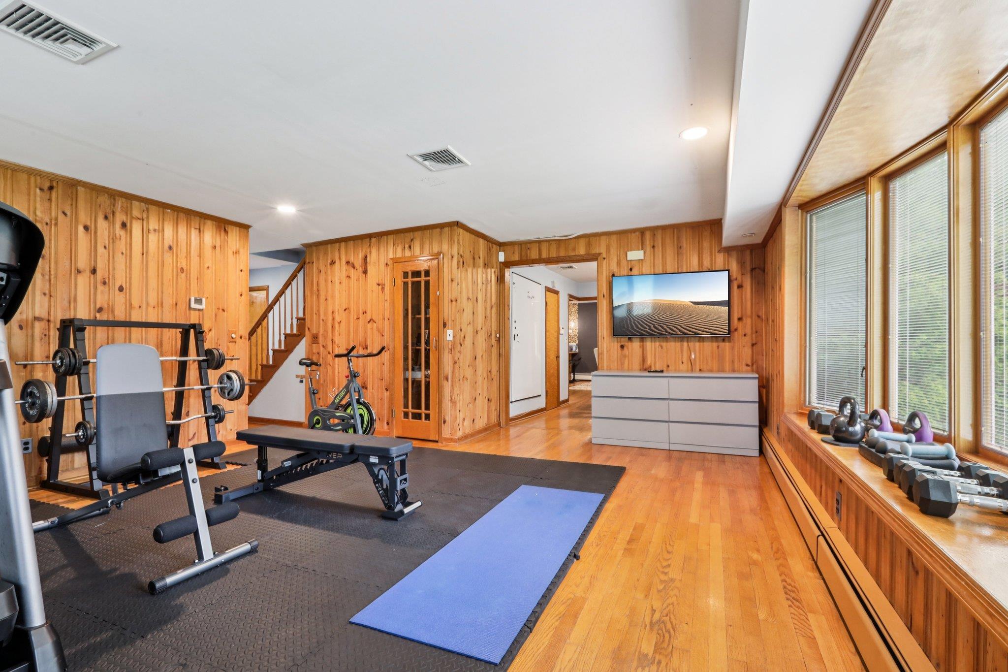 28 Nob Hill Road, New City, NY 10956