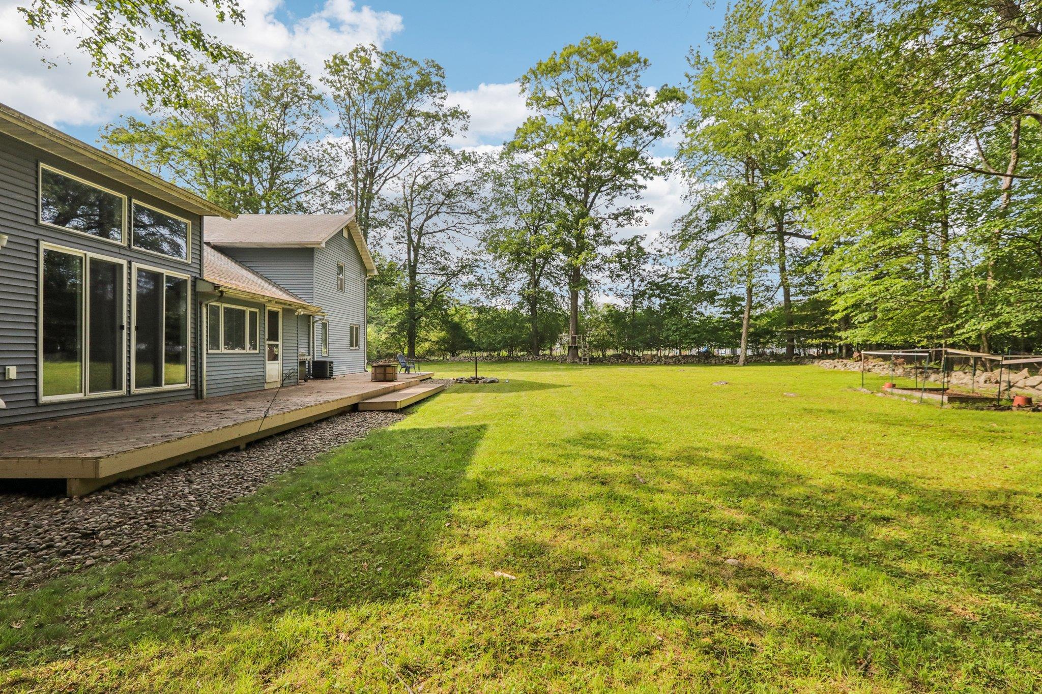 28 Nob Hill Road, New City, NY 10956