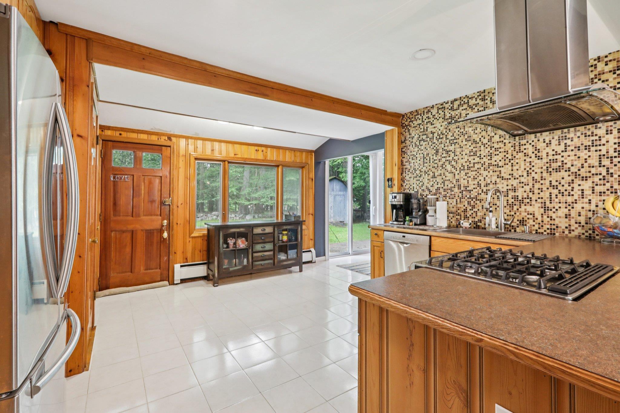 28 Nob Hill Road, New City, NY 10956