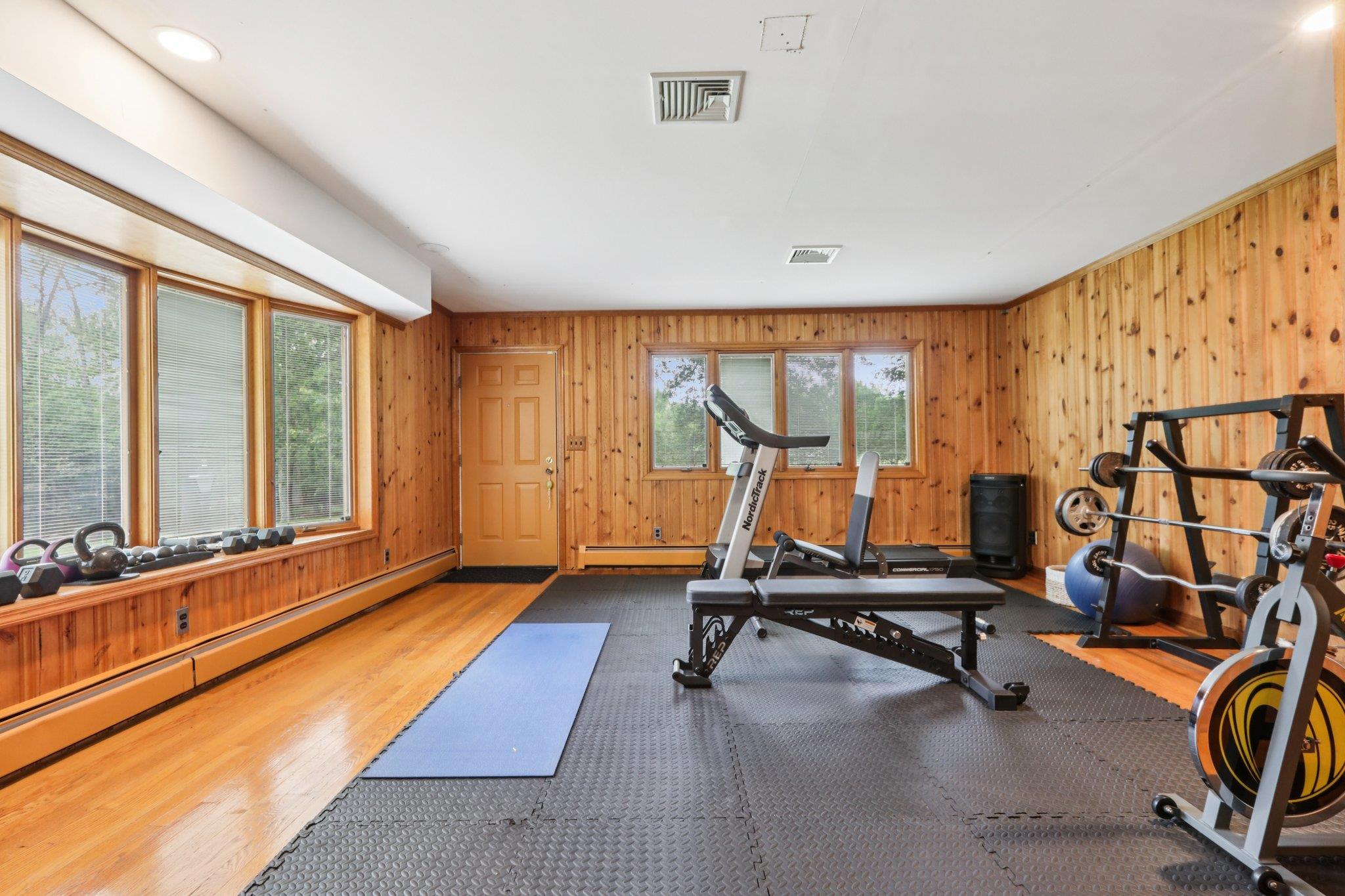 28 Nob Hill Road, New City, NY 10956