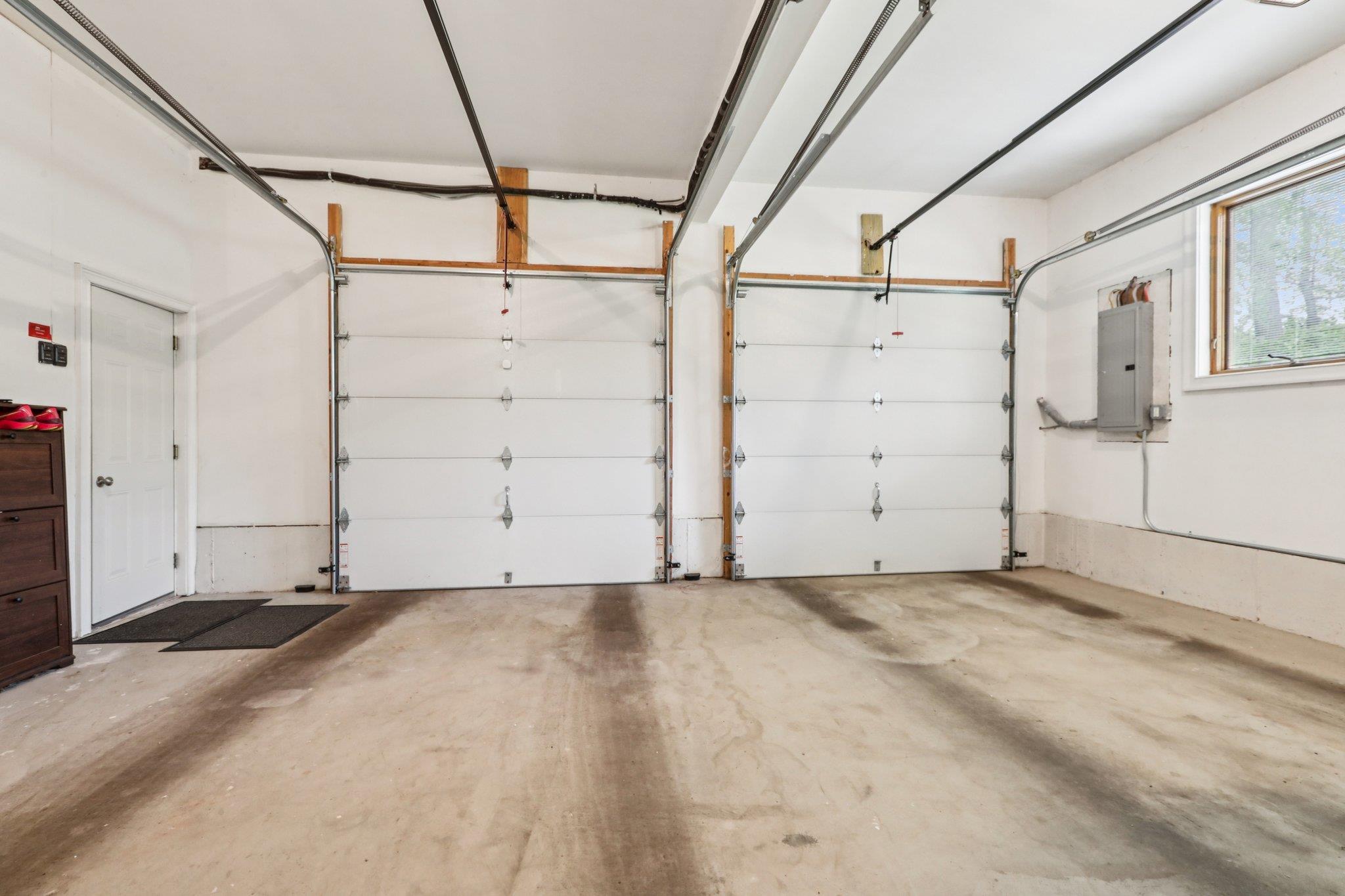 28 Nob Hill Road, New City, NY 10956