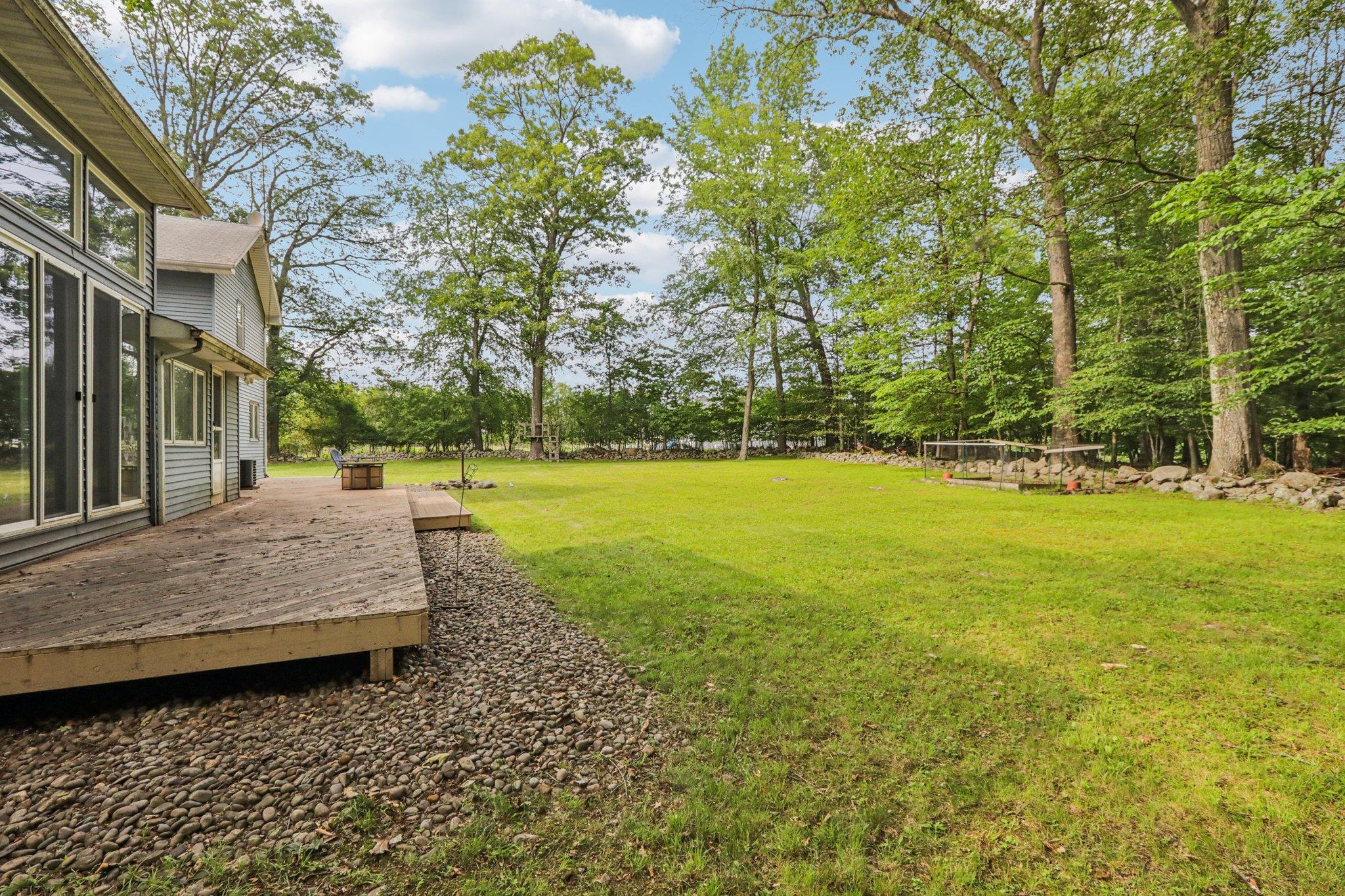 28 Nob Hill Road, New City, NY 10956