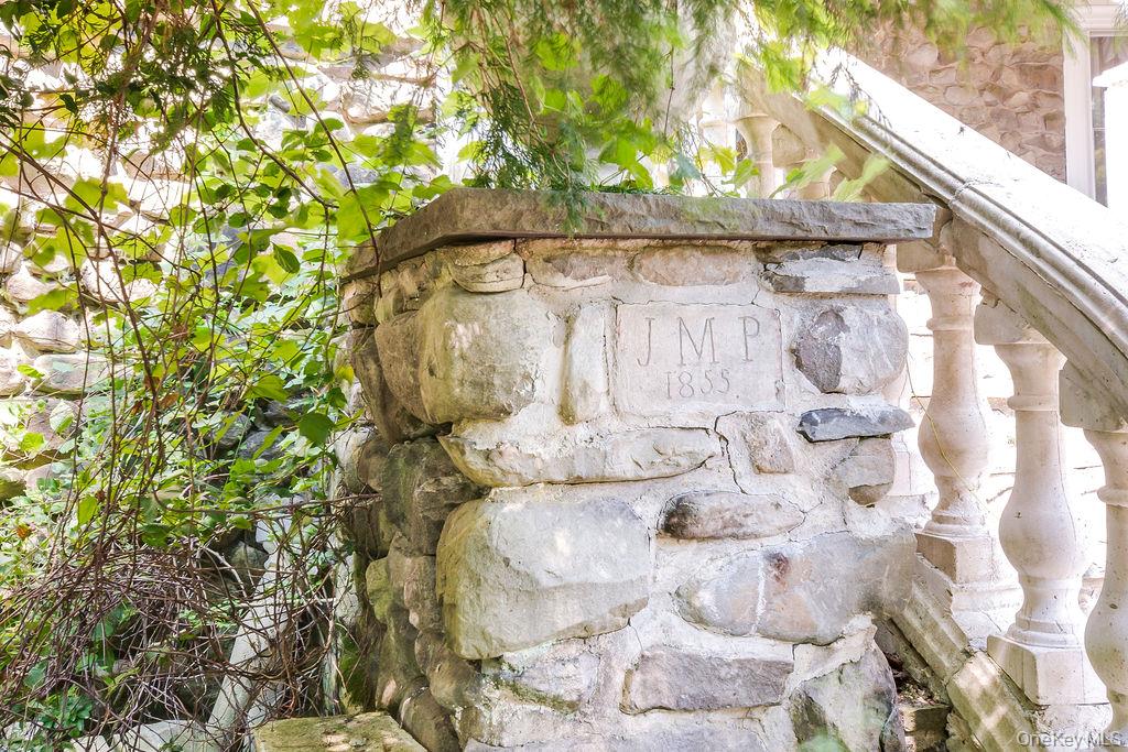 24 Jill Road, Highland Mills, NY 10930