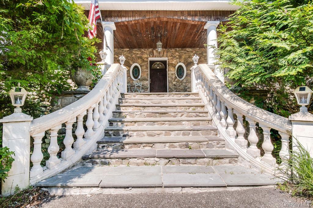 24 Jill Road, Highland Mills, NY 10930