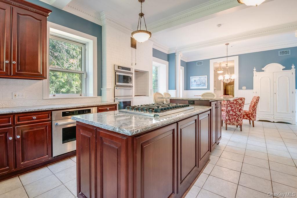 24 Jill Road, Highland Mills, NY 10930