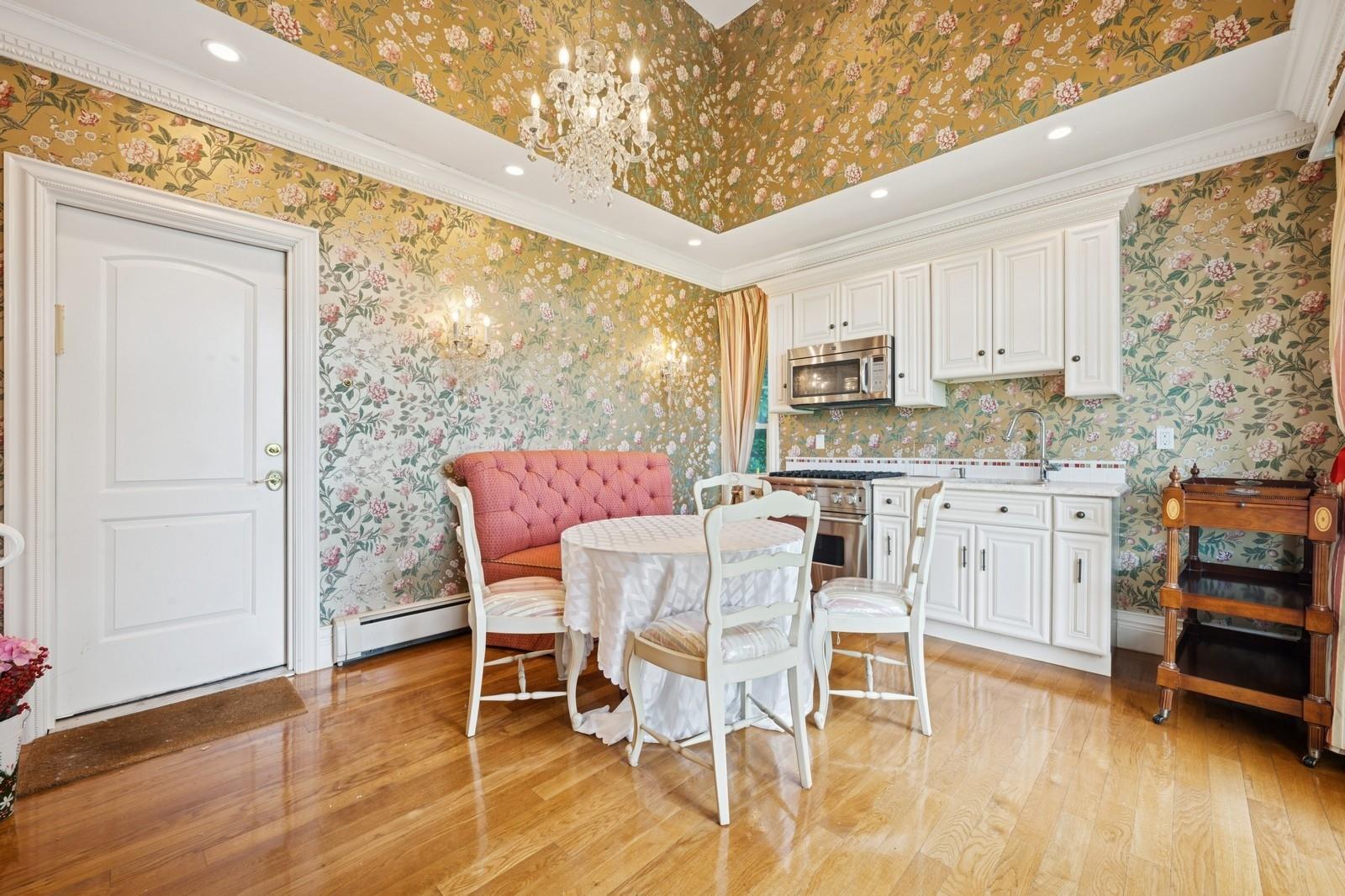 123 Lake Drive, Hewlett Harbor, NY 11557