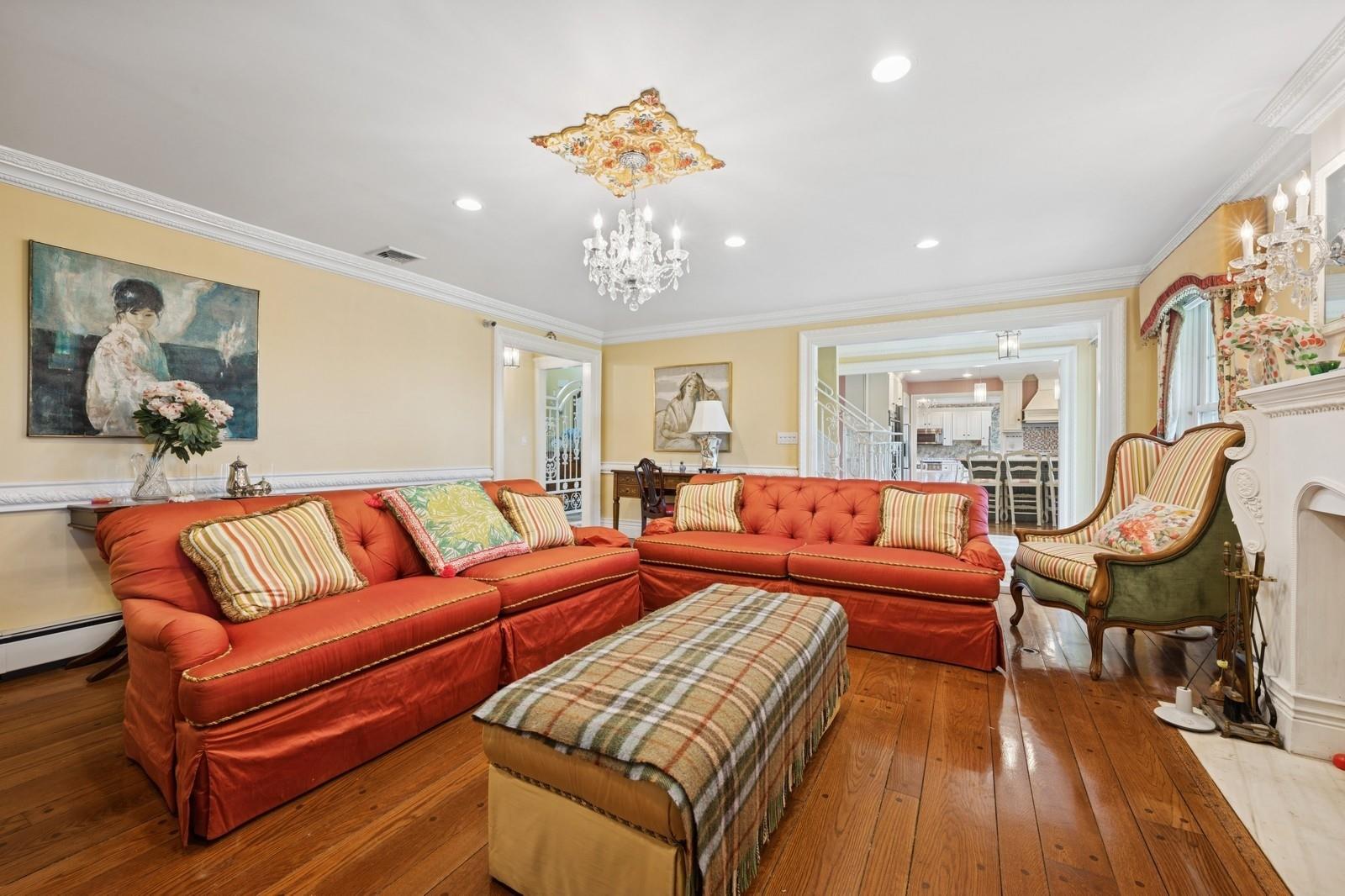 123 Lake Drive, Hewlett Harbor, NY 11557