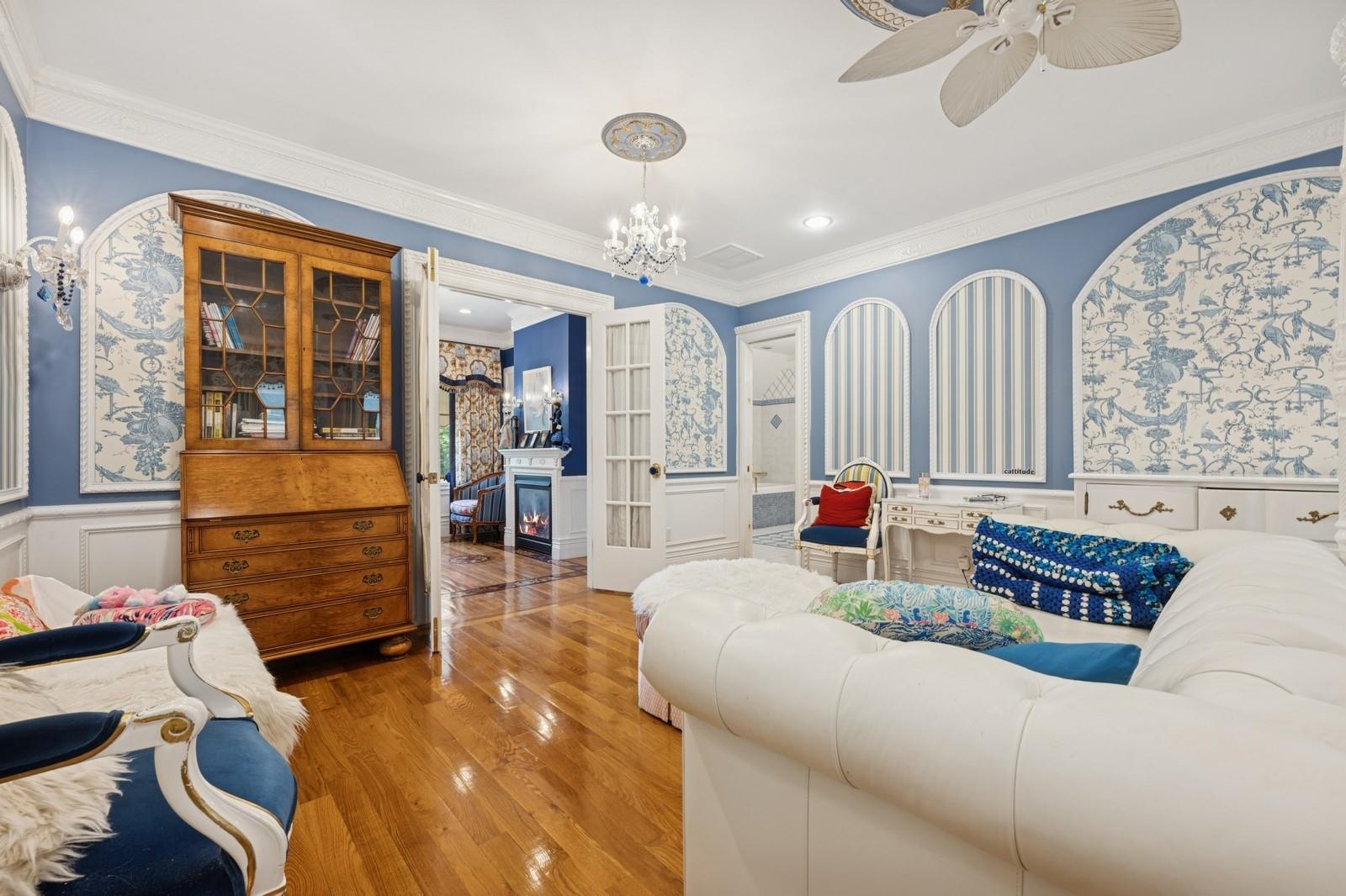 123 Lake Drive, Hewlett Harbor, NY 11557