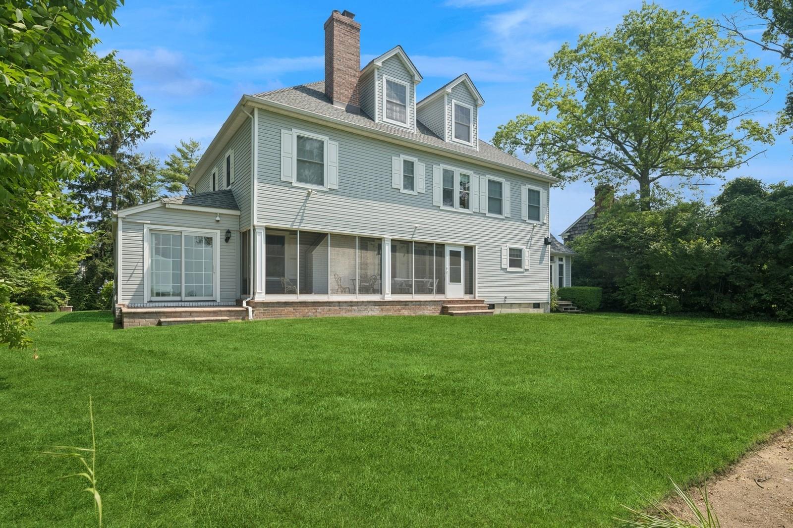 123 Lake Drive, Hewlett Harbor, NY 11557