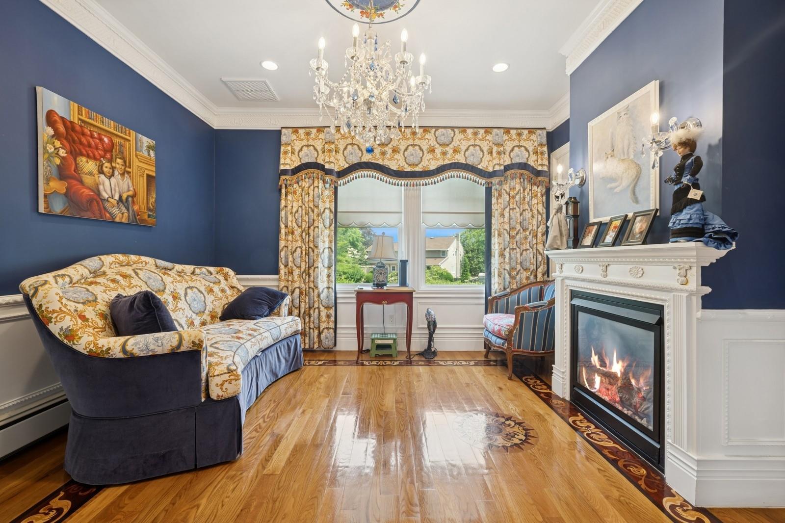 123 Lake Drive, Hewlett Harbor, NY 11557