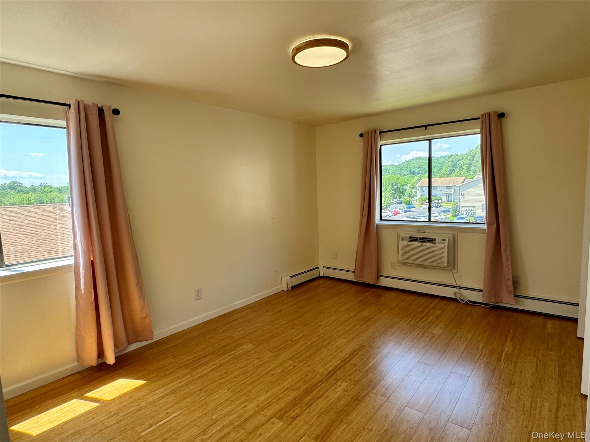 324 Concord Lane, Middletown, NY 10940