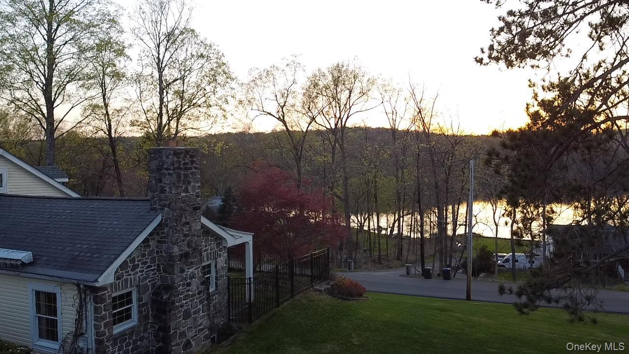 39 Shore Drive, Blooming Grove, NY 10914