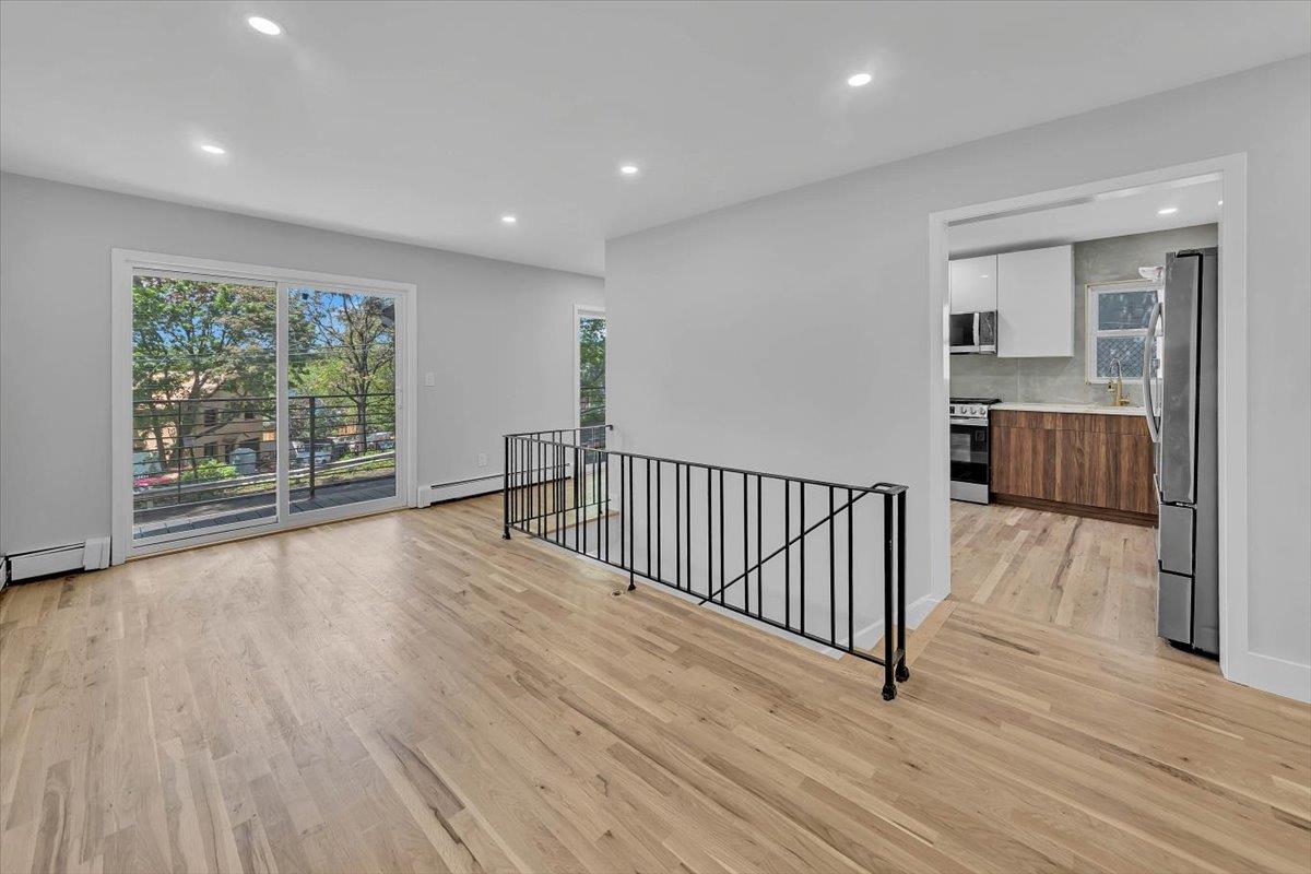 68 Ridgeview Avenue, Yonkers, NY 10710